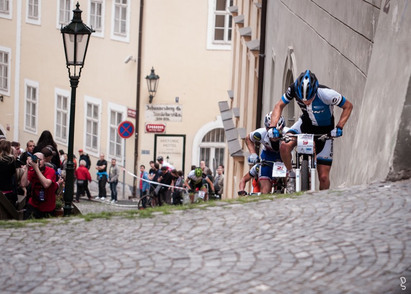 Pra¸¨ké schody 2013