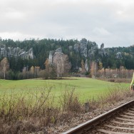 _D303168
